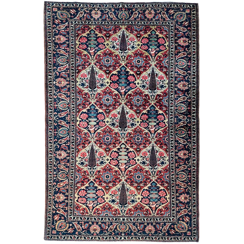 Antique Bakhtiari Rug Circa 1930s 47 x 7