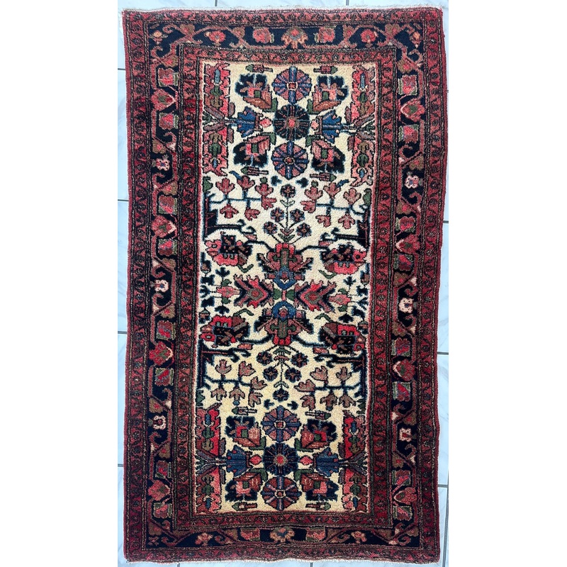 Hand-knotted Persian Hamadan wool Rug 39 x 610