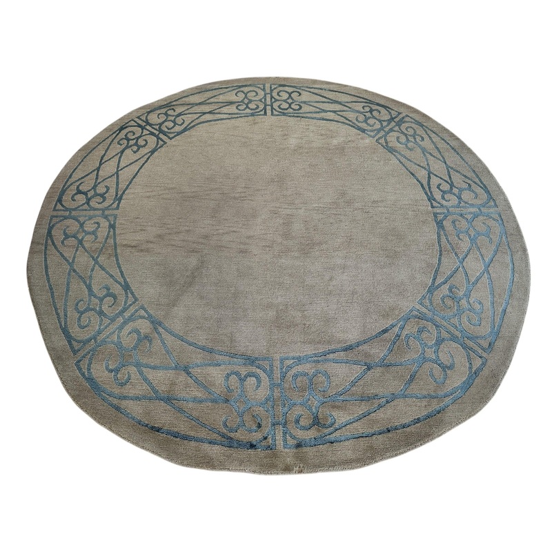 Hand-Knotted Tibetan Rug – 6′ x 6’1″ Round – Wool & Silk – Elegant Blue Border Design