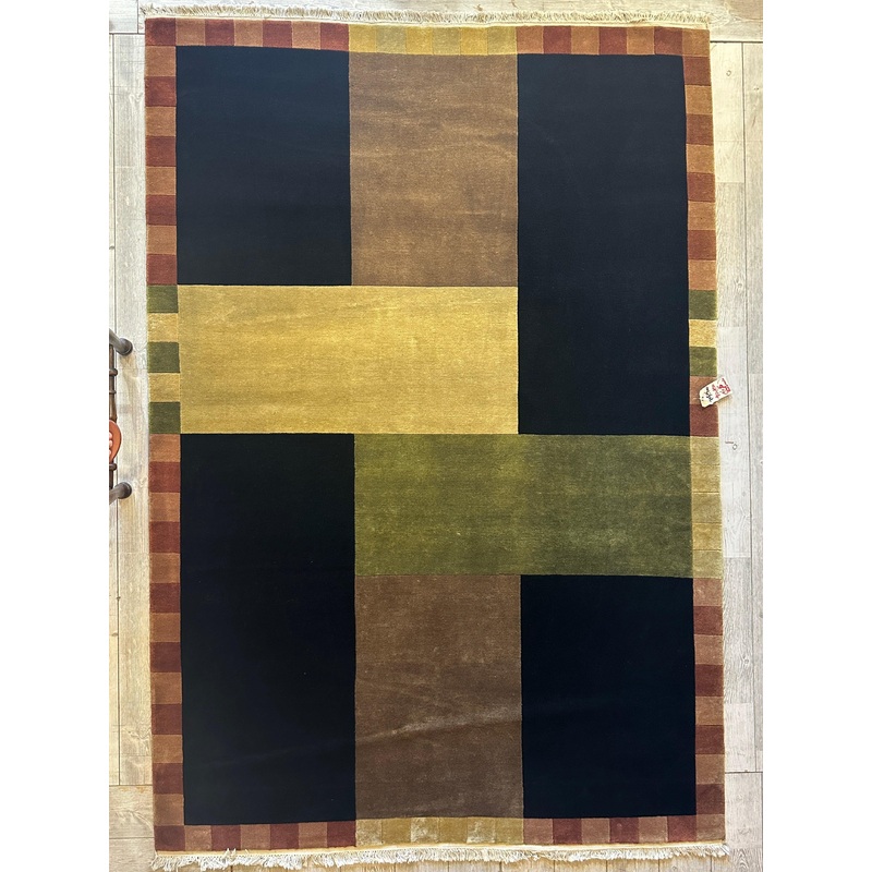 Beautifull Hand Knotted Abstract Area Rug 6 x 9