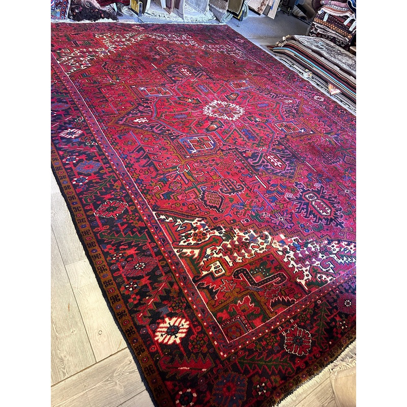 10×13 Heriz Rug Hand Knotted Persian