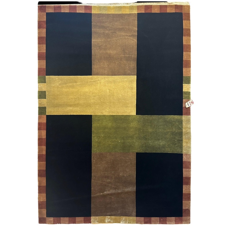 Hand Knotted Modern Wool Rug 62 x 9